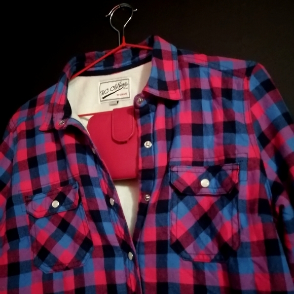 Long sleeve shirt with Small Wallet - Picture 1 of 2